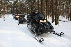 Гонки на снегоходах с компаниями Allied Telesis и Landata