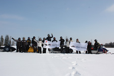 Гонки на снегоходах с компаниями Allied Telesis и Landata